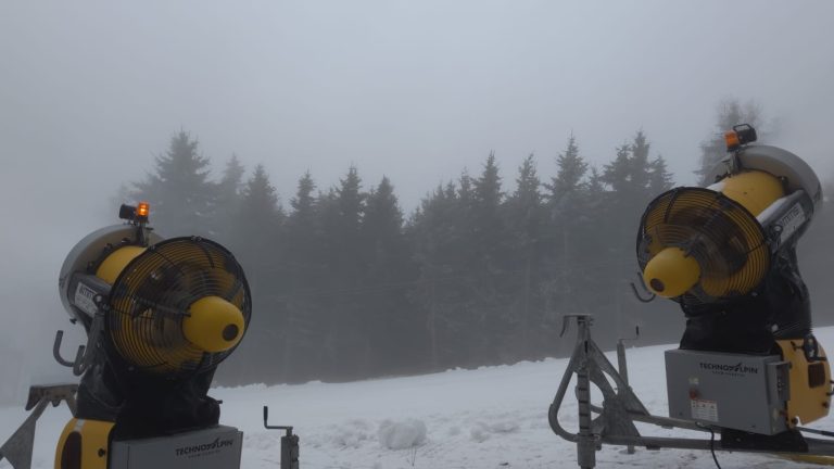 Areál zahájí provoz 20.12.2025 večerním lyžováním od 17:00