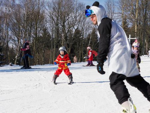 alšovka karneval 22-2-2025-361